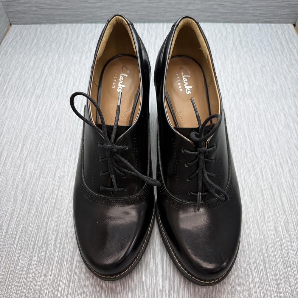Clarks Artisan Women's 7.5 Black Leather Oxford Block Heel Lace Up Shoes - Picture 2 of 10